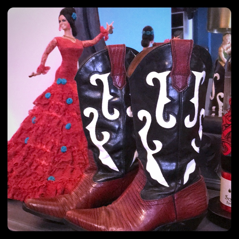 True vintage NINE WEST amazing rare cowboy boots